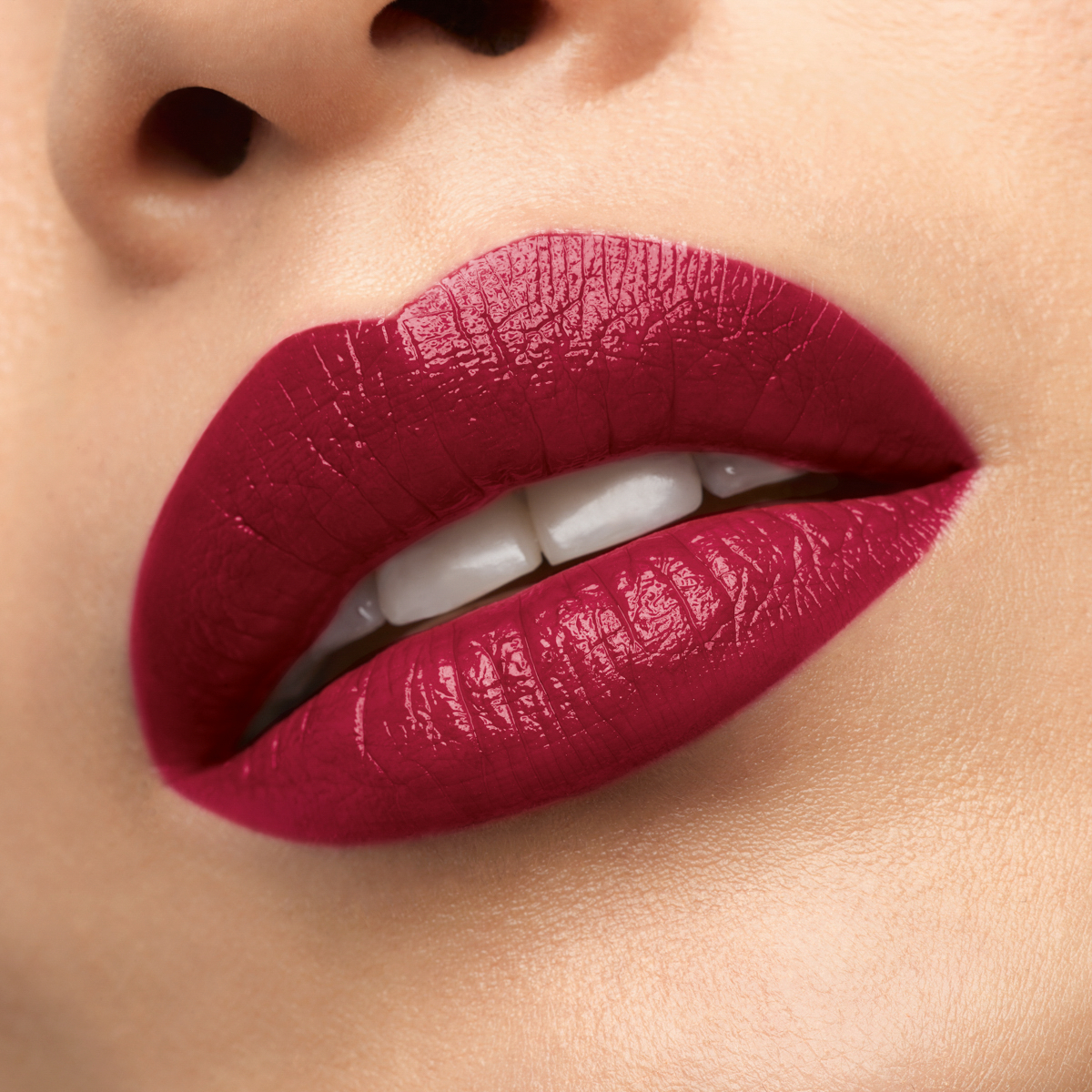 Rouge Louboutin SooooO...Glow On The Go image number 3