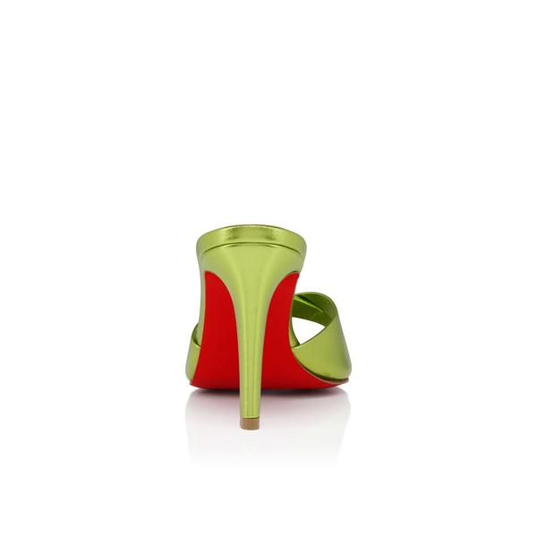 Fanny Slide image number 3