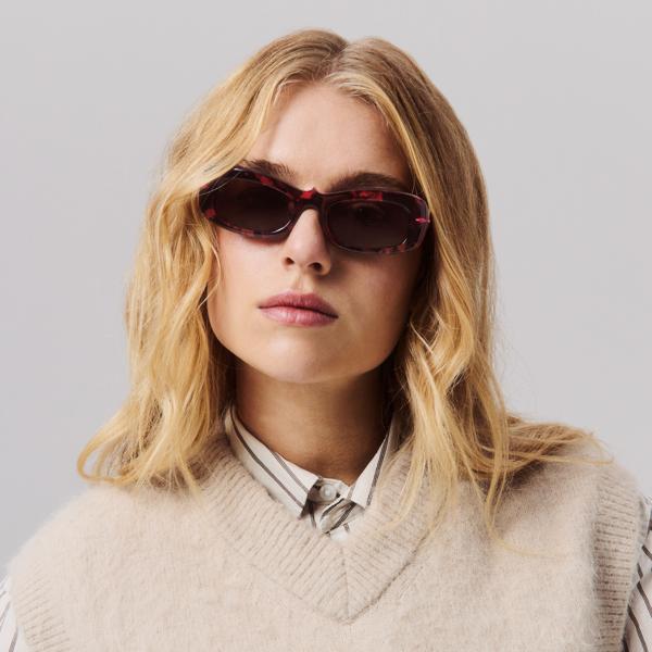 Kate LB0025 image number 1