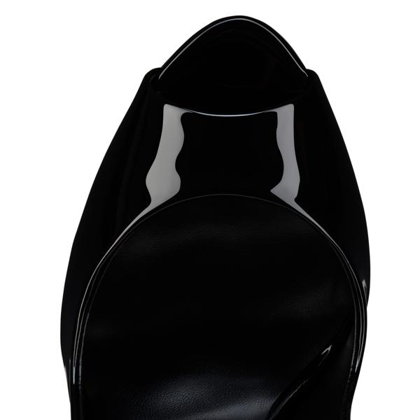 Lady Z image number 5