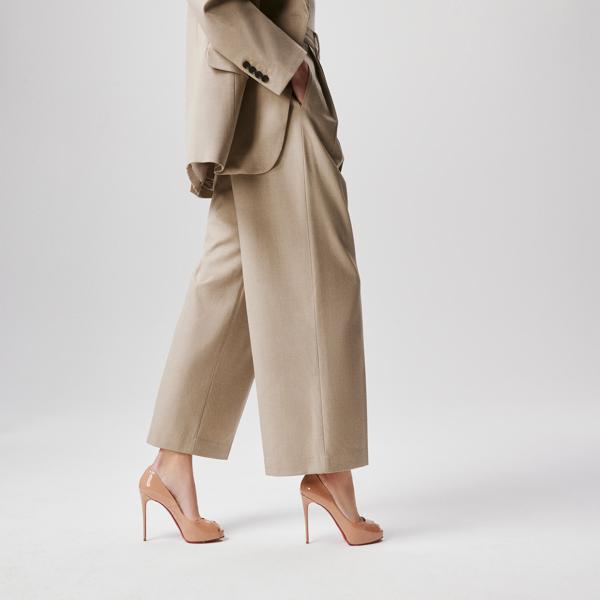 New Very Prive image number 2