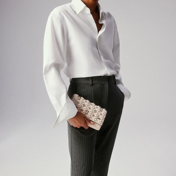 Paloma image number 1