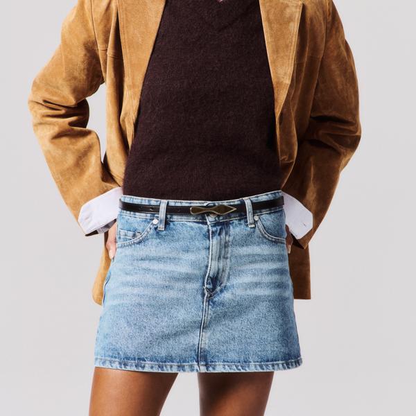 Bettina image number 1