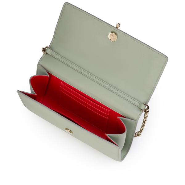 Bettina image number 6