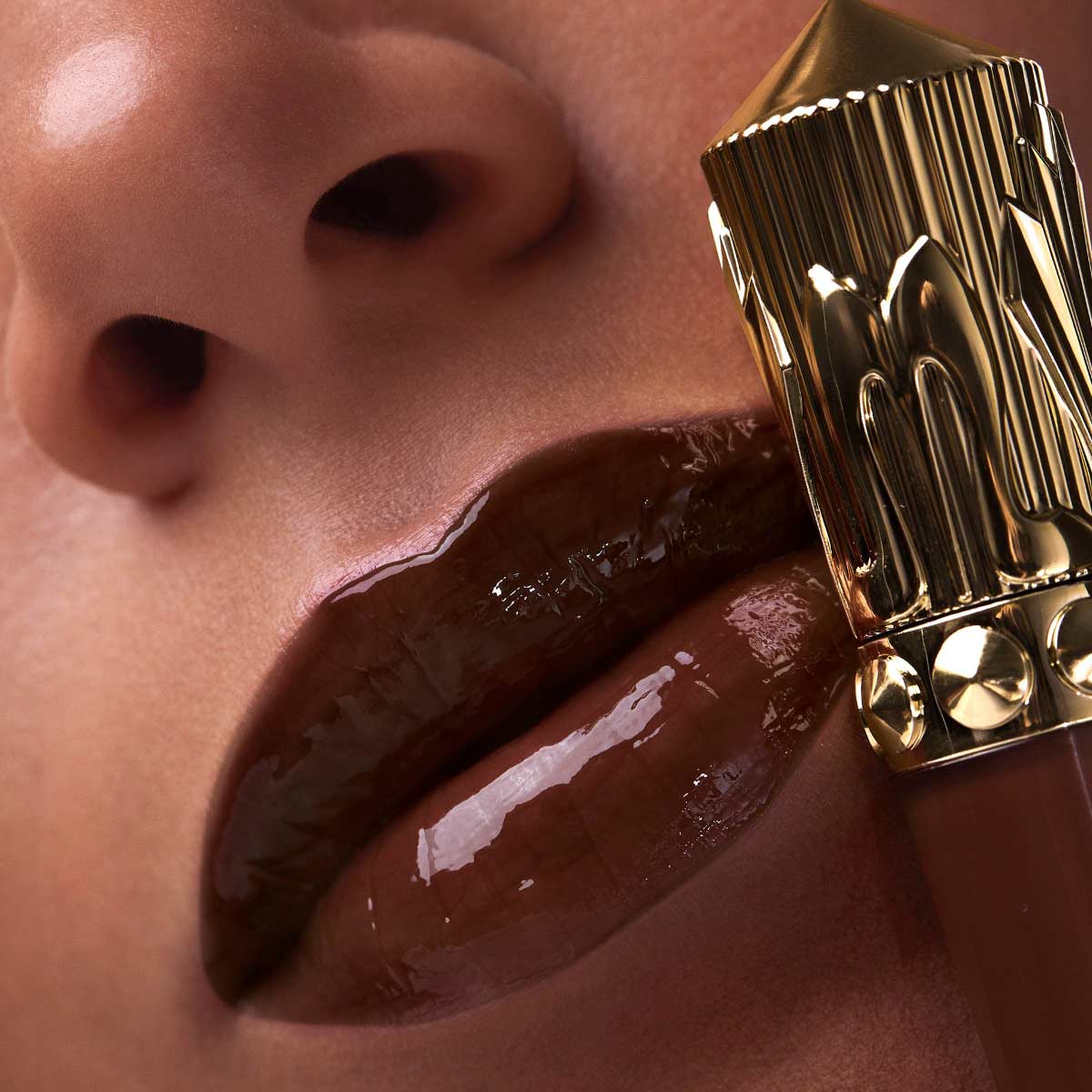 Rouge Stiletto Vinyl Gloss image number 4