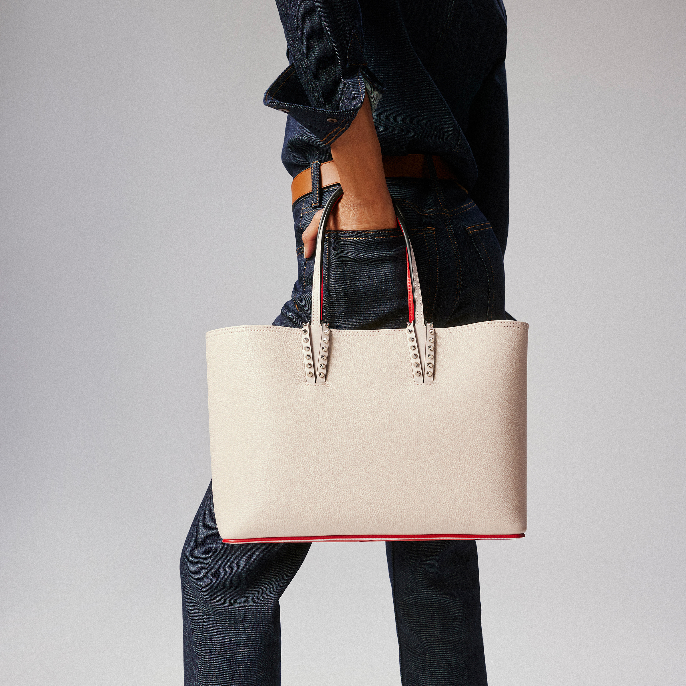Cabata small ベージュ カーフレザー - Bags - Women - Christian