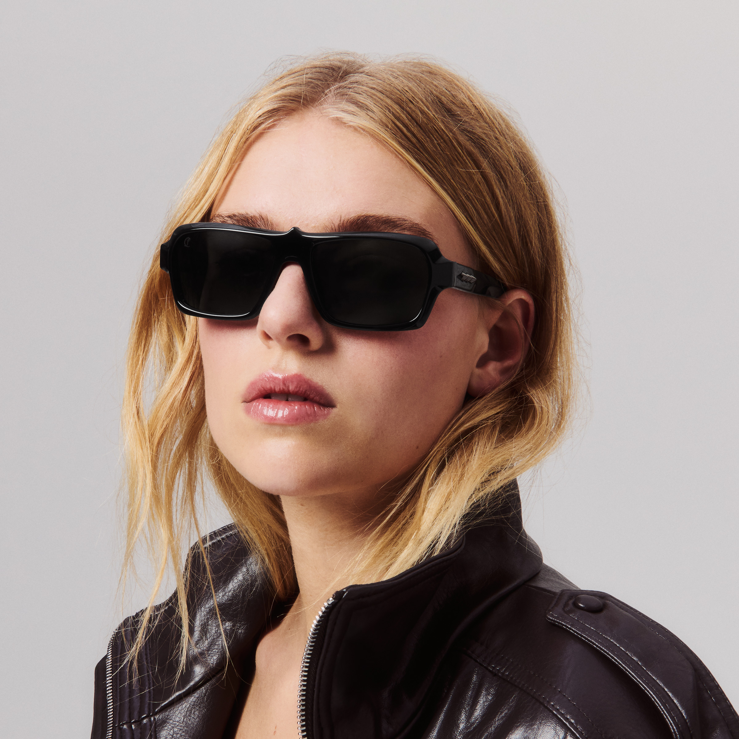 Our Georges LB0027 image number 7